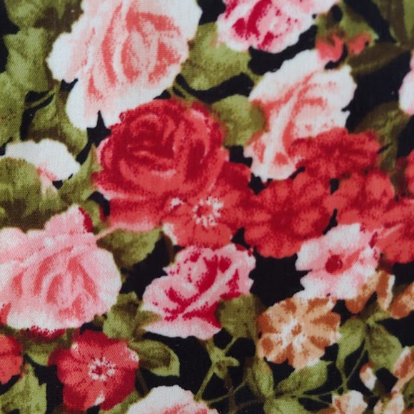 MONTEAU floral bow back w zipper shorts/size m/black red pink white roses - Picture 5 of 6